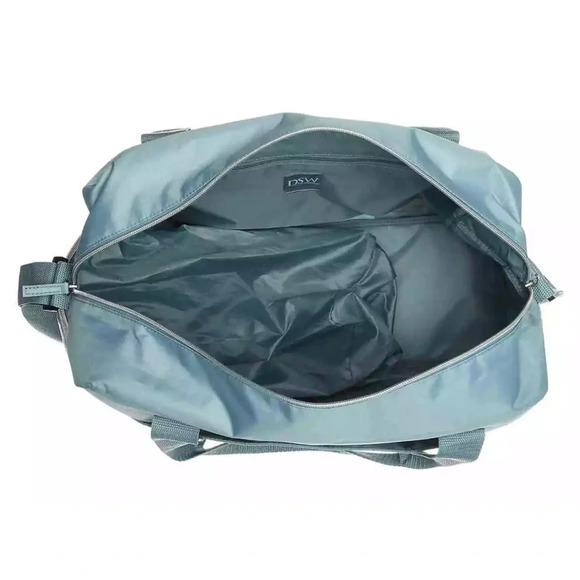 DSW  Blue Gym Bag Nylon-Top zip closure 17" L x 7½" W x 12" H NEW - Picture 3 of 9